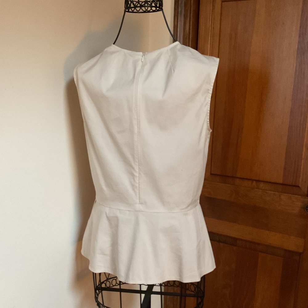 Theory Cream Sleeveless Peplum Top, Small - Picture 4 of 6